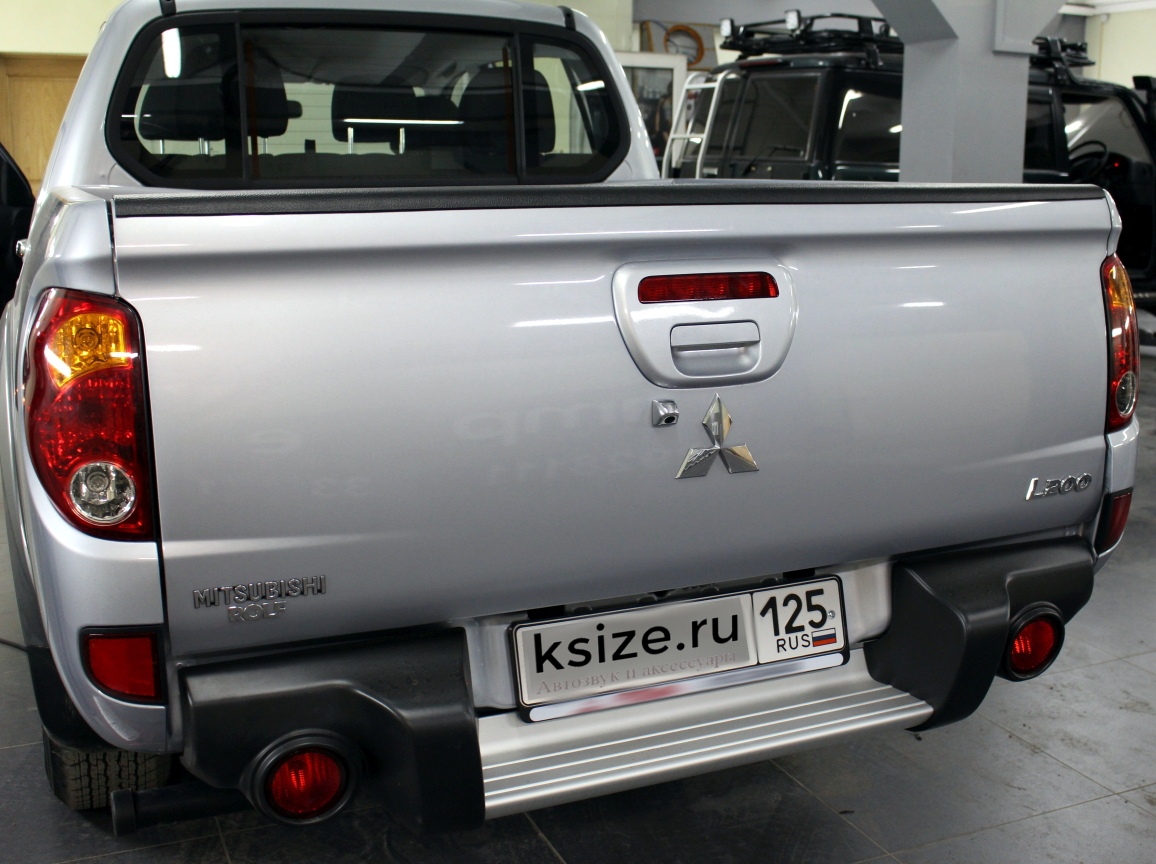Обзор камеры  Ksize CAM-5V на Mitsubishi L200  в магазине автозвука и аксессуаров kSize.ru
