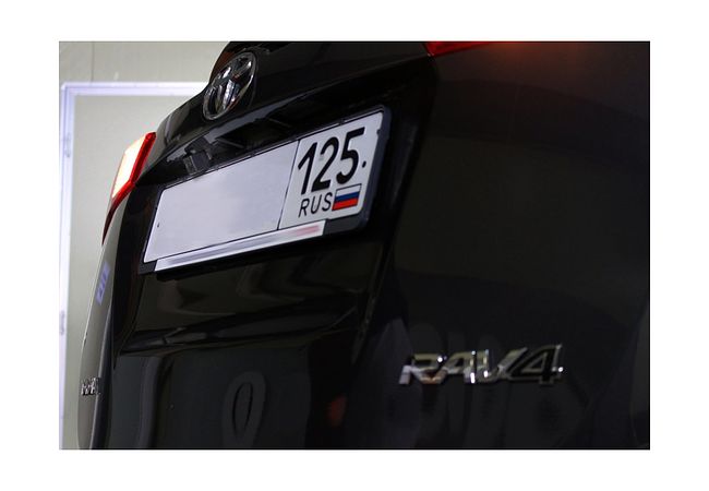 CAM-TYPS адаптер для CAM-7 в подсветку номера Toyota Prius, RAV4, Venza 2013 +
