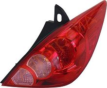 Задний фонарь для Nissan Tiida (C11) DEPO 215-19K8R-AE (прав.)